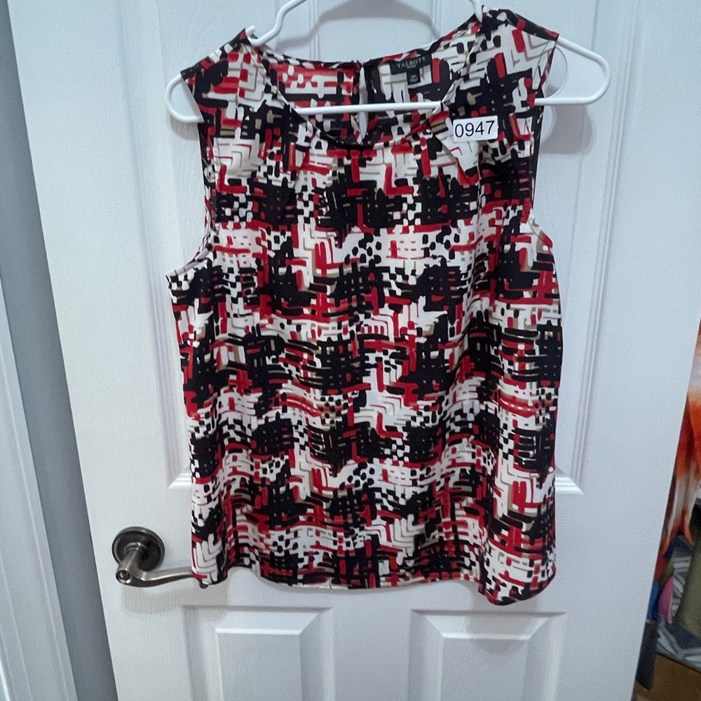 Talbots Black and White Graphic Sleeveless Blouse